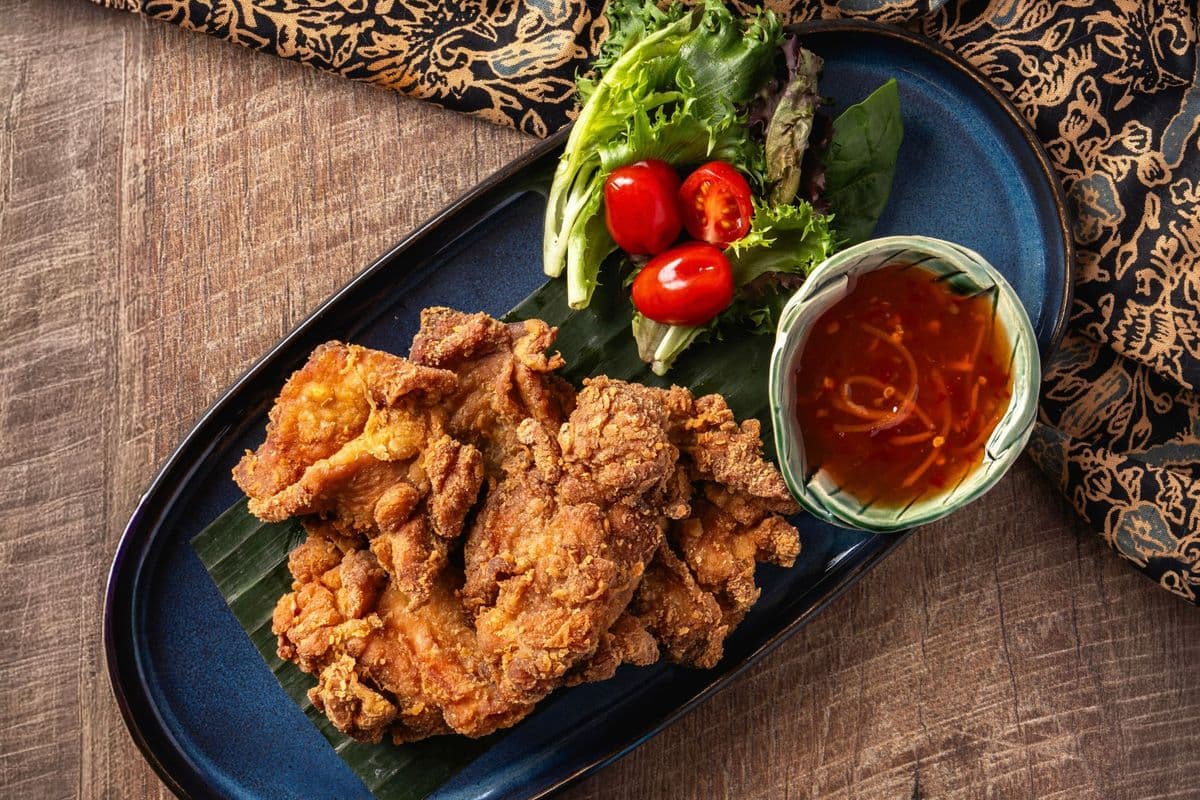 A5 Poulet frit à la thaï | Gai Tod (Thai Fried Chicken)