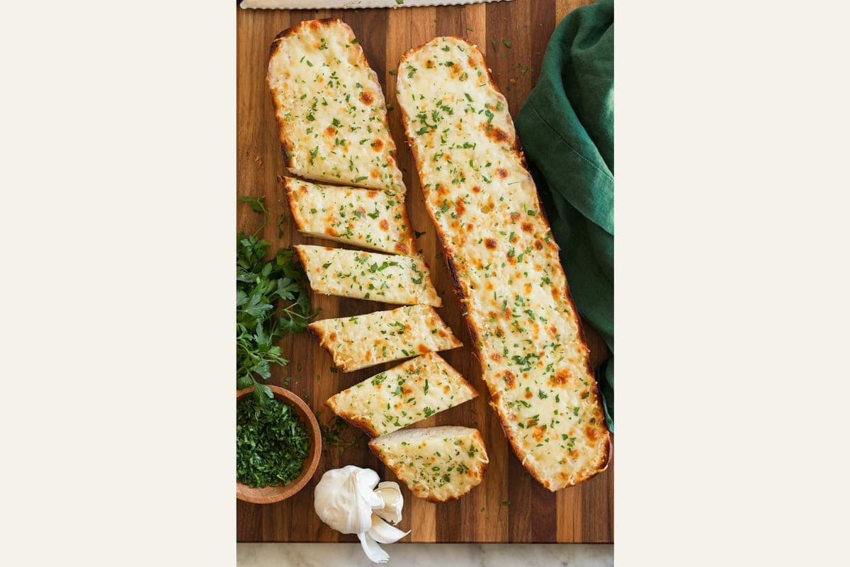 Garlic Bread with Cheese