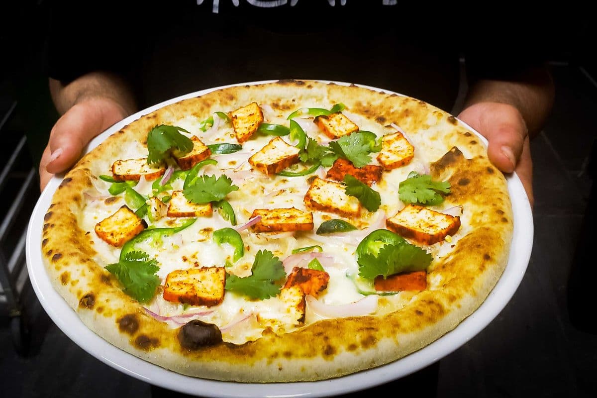 12" Spicy Paneer Za