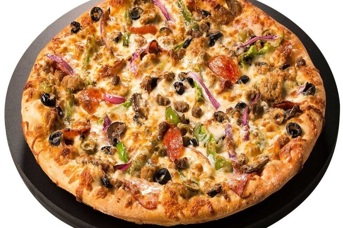 Three Topping Pizza Special (Medium Pizza)