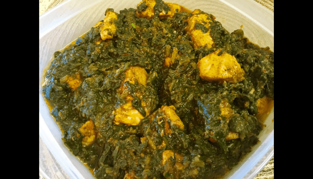 Chicken Palak & a Butter Naan