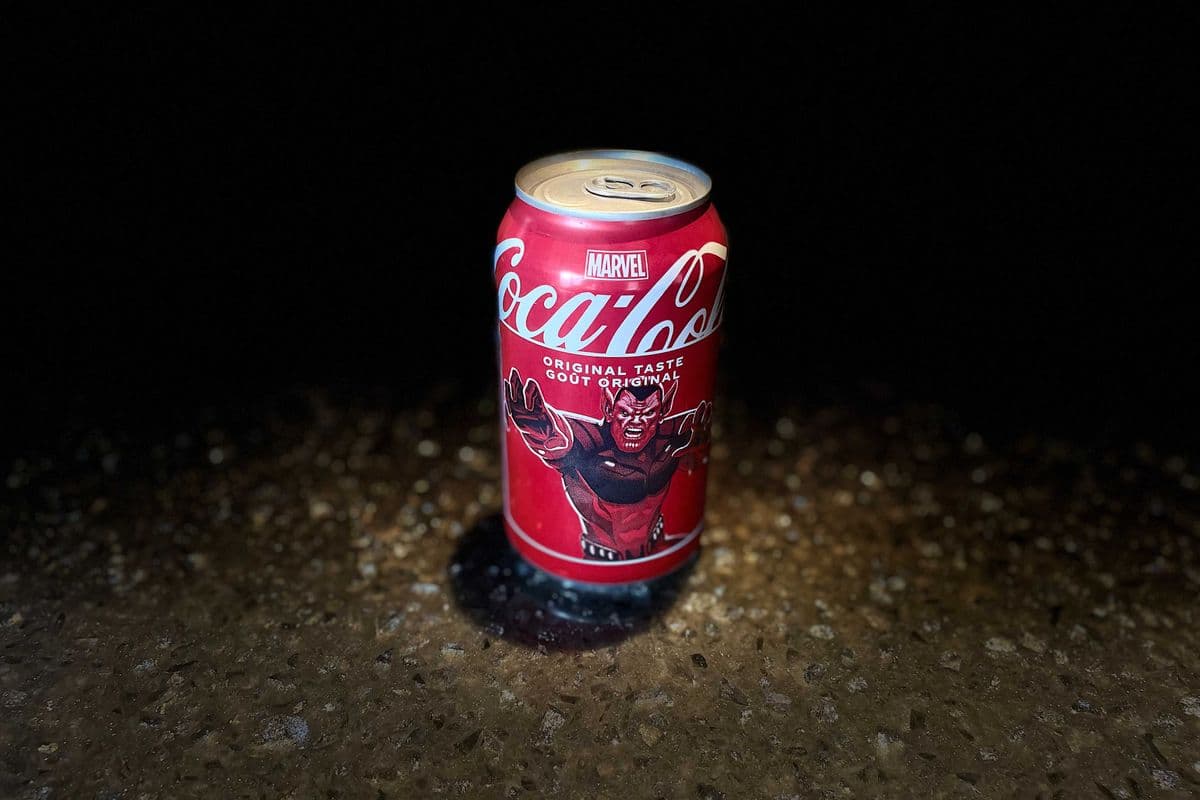 Canned Coca Cola (355 ml)