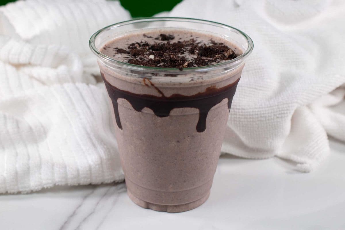 Oreo Milkshake (12OZ )