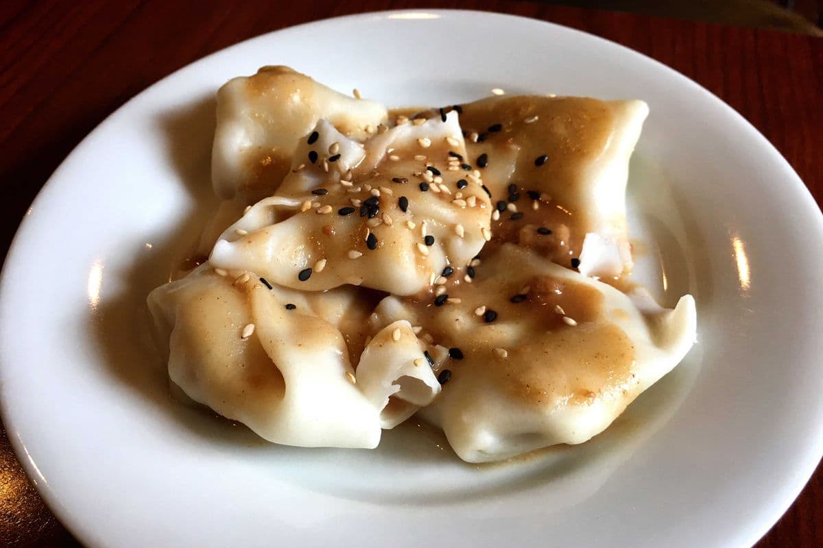 Raviolis sauce aux arachides / Dumplings with Peanut Sauce