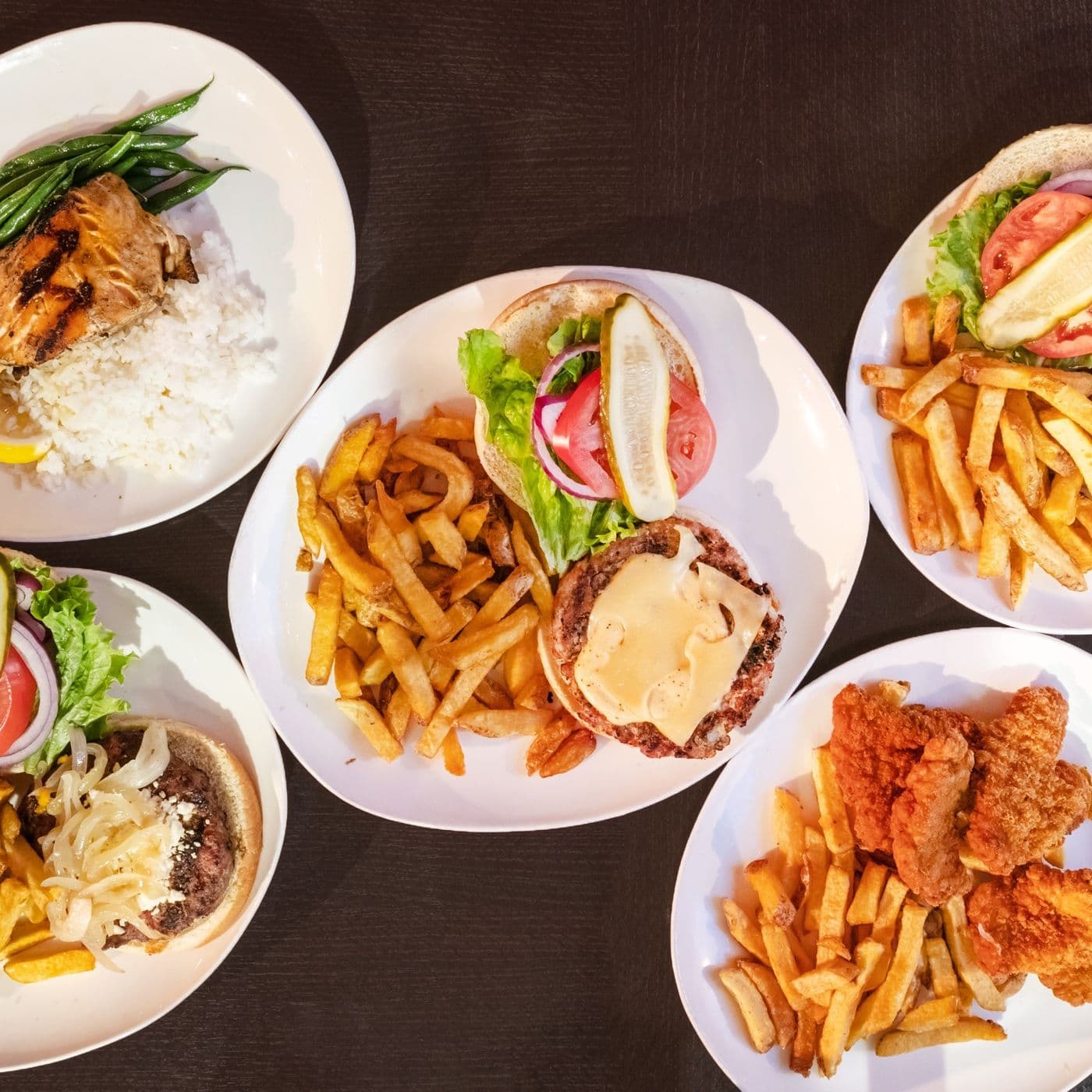 Loons Restaurant & Pub