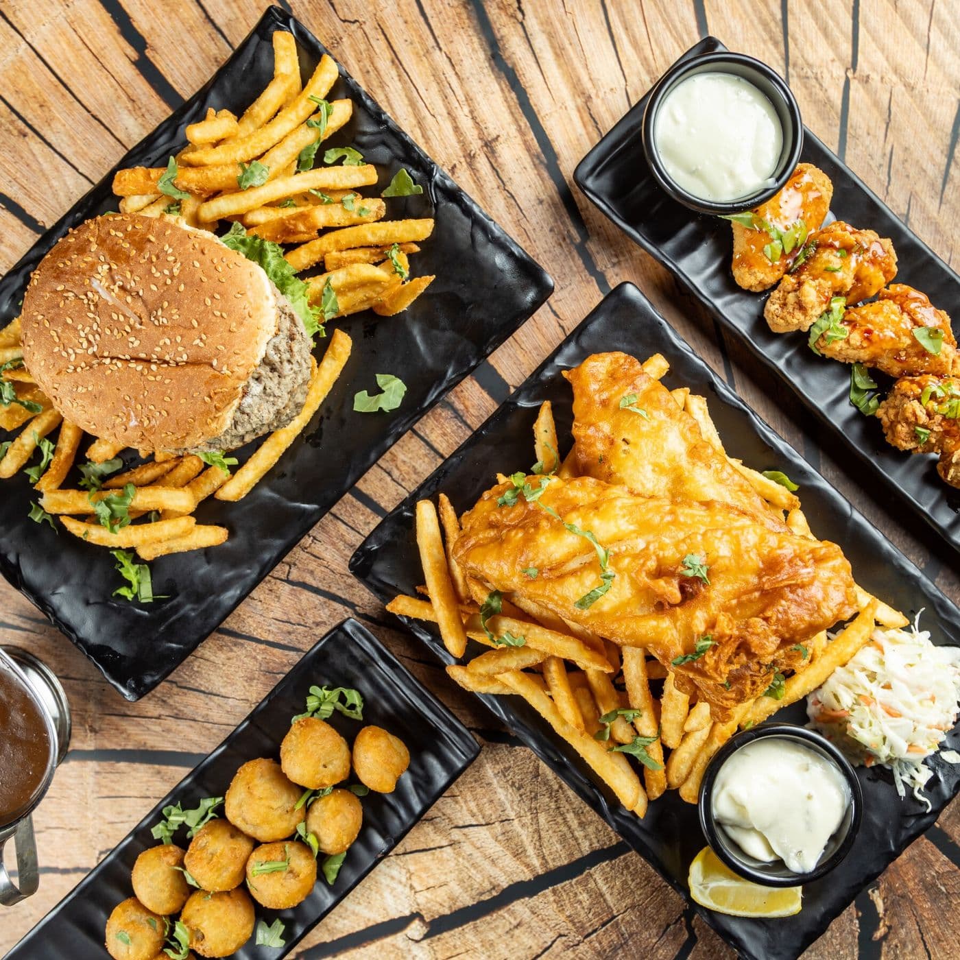 Food Box Bar & Restaurant