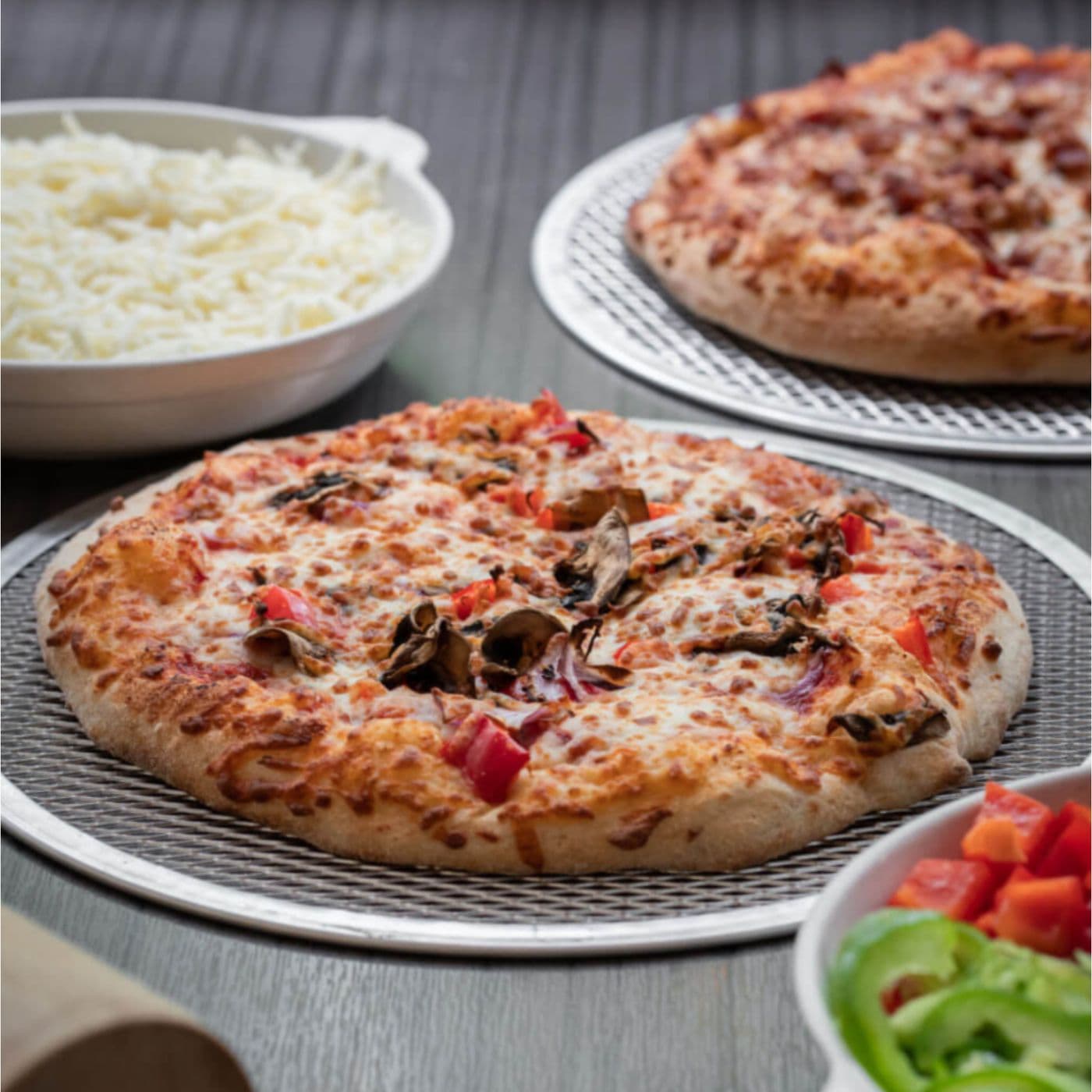 6ix Pizzas (Queen & Bathurst)