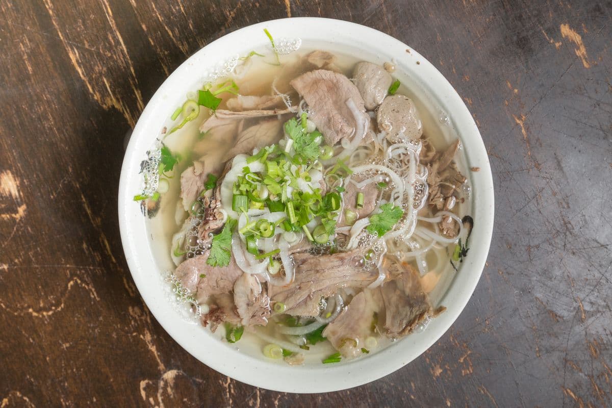 10. Spécialité PHO88 / PHO88 Specialty