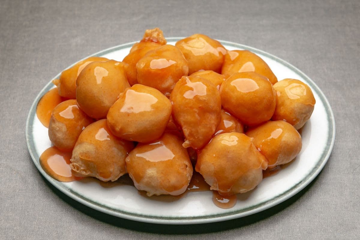 81. Sweet-and-Sour Guy Kew (Chicken Balls)