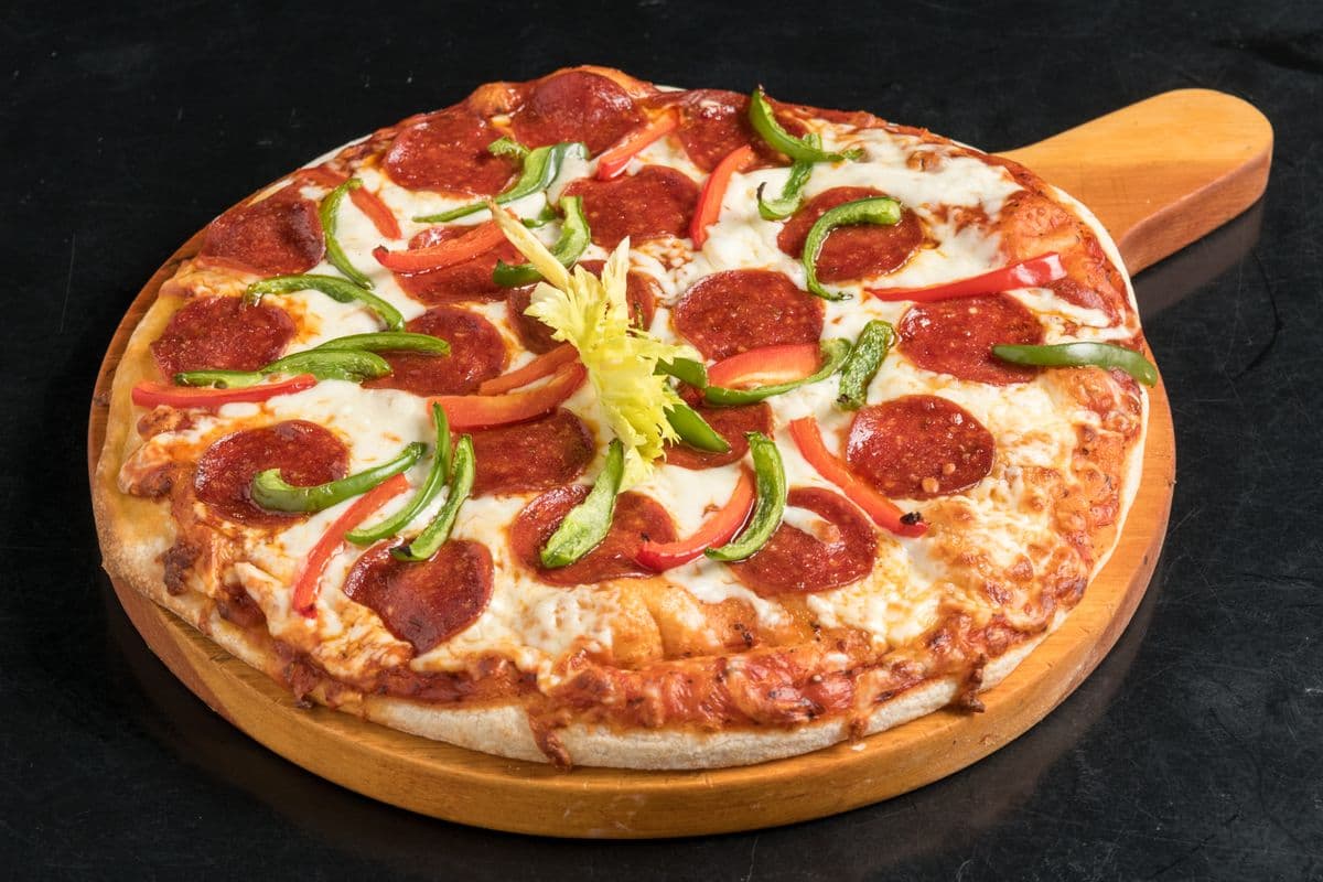 10" The Naked Pizza