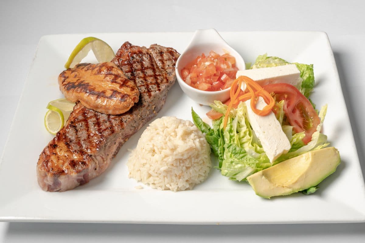 Plato Tipico