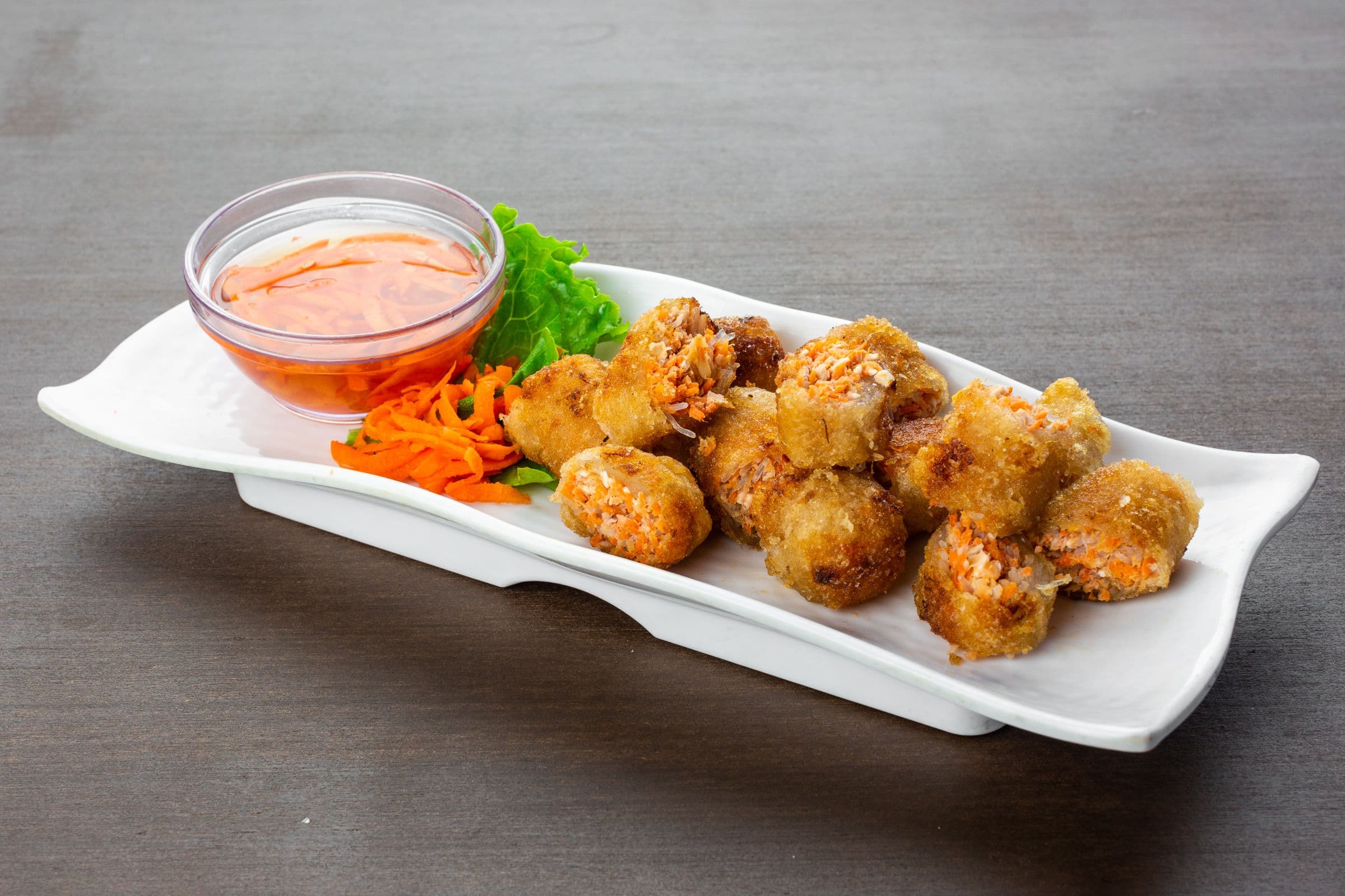 3. Spring Roll (2 Rolls)