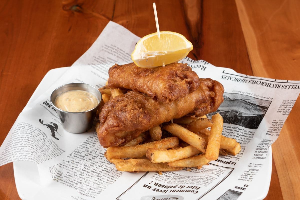 Poisson à la bière et frites / Beer-Battered Fish and Chips