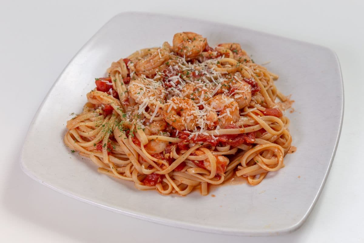 Spicy Shrimp Tomato Pasta over Linguine with garlic bread