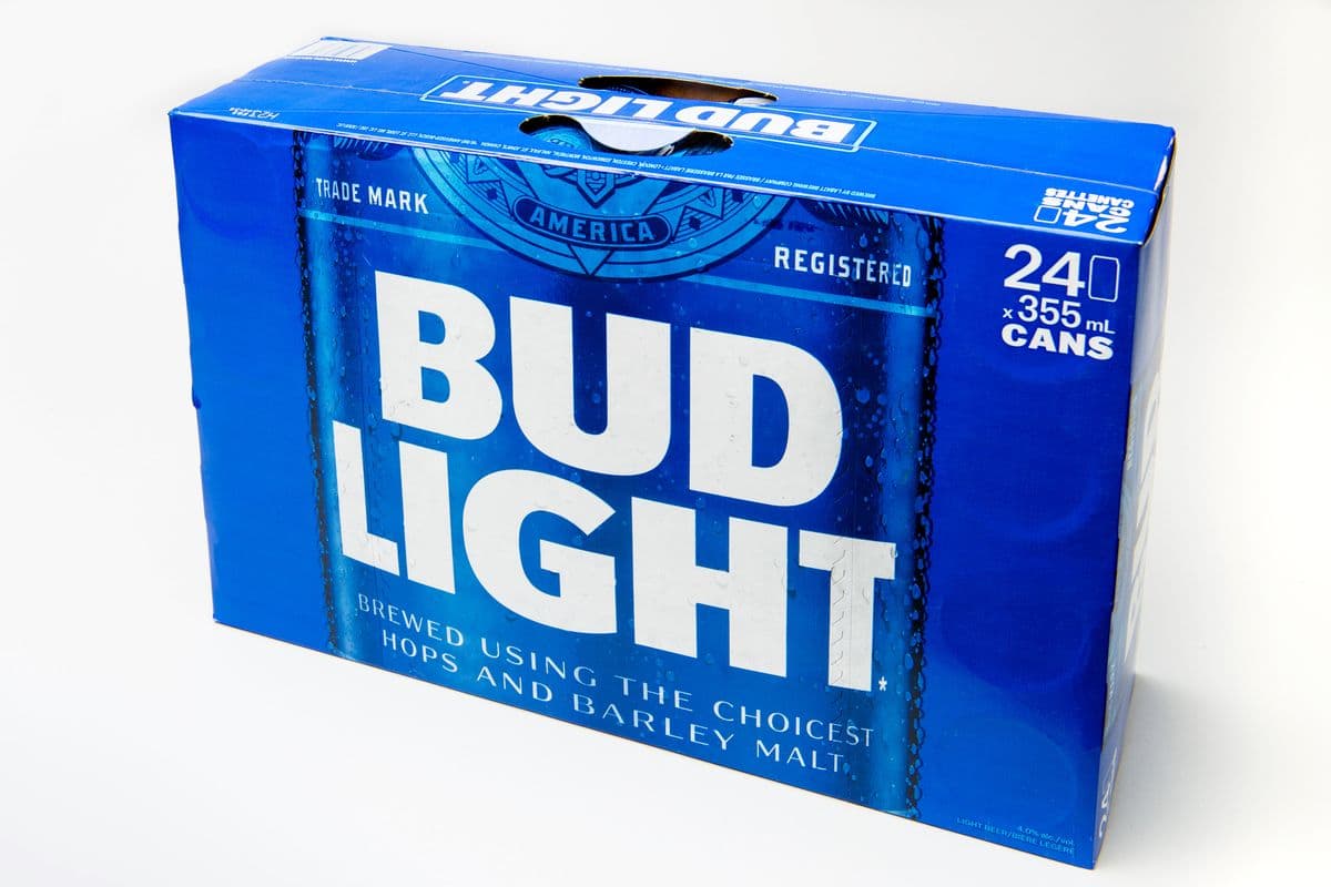 Bud Light (24 x 355 ml cans)