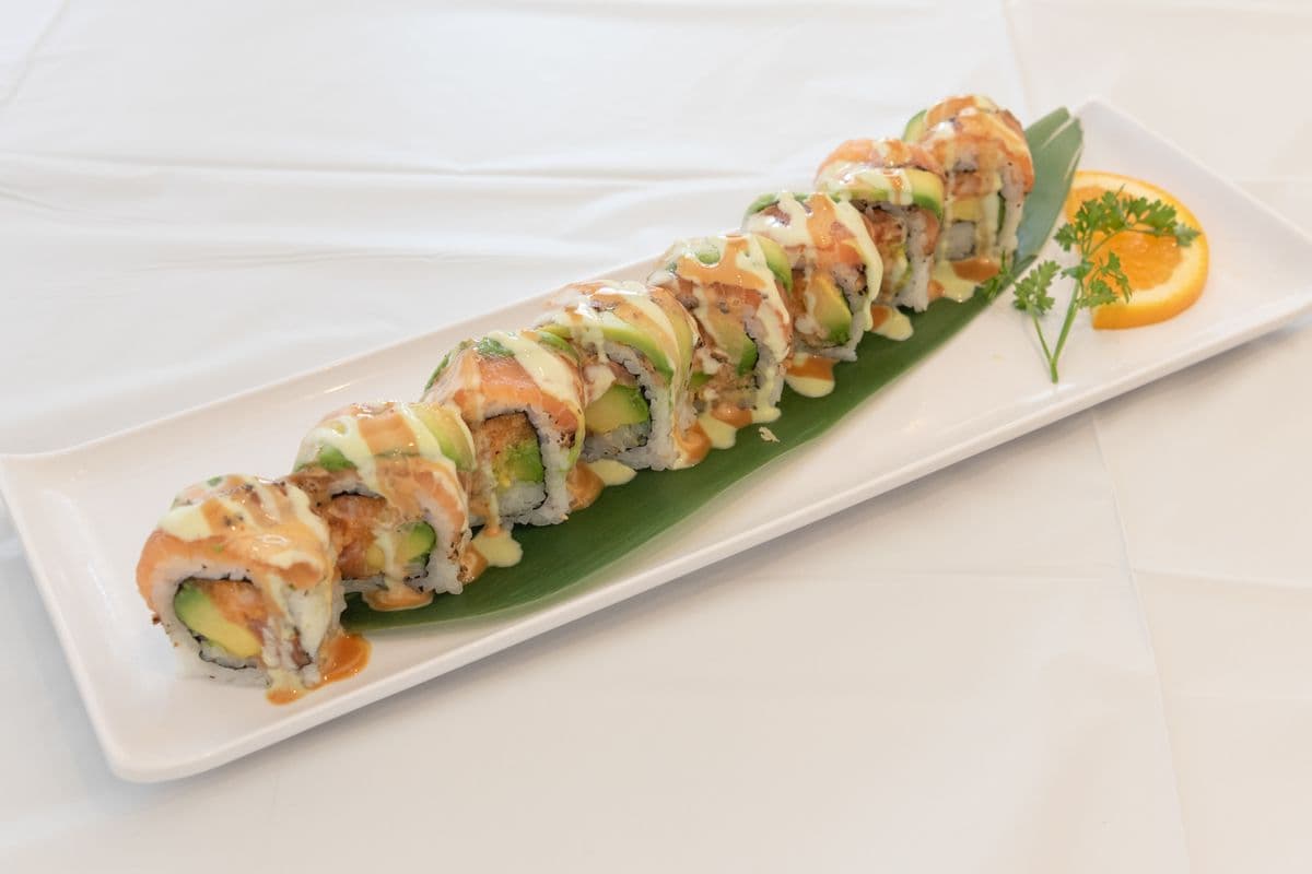 229. Crazy Salmon Roll (8 pcs)
