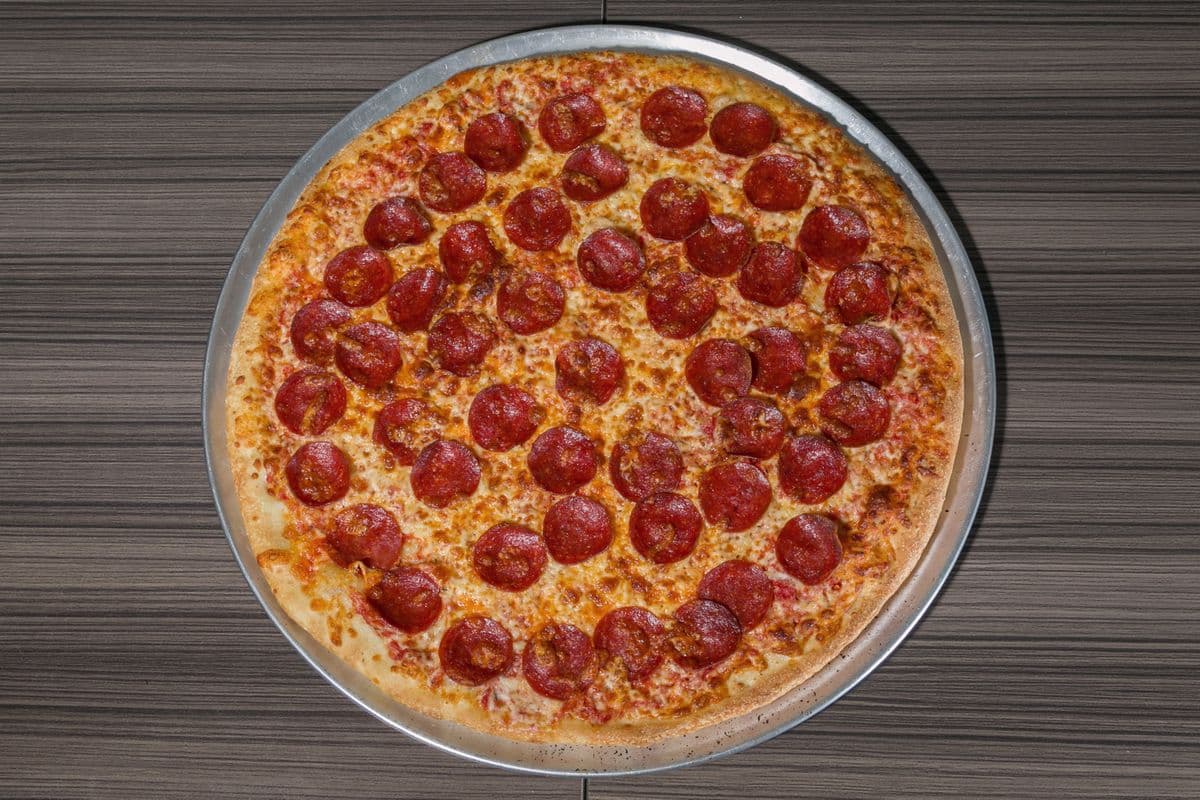 Medium Pepperoni Pizza