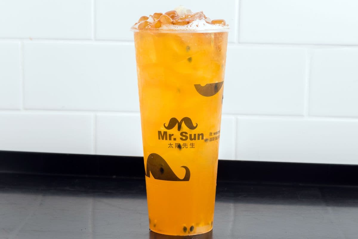 Passion Fruit Green Tea with Tapioca and Jelly