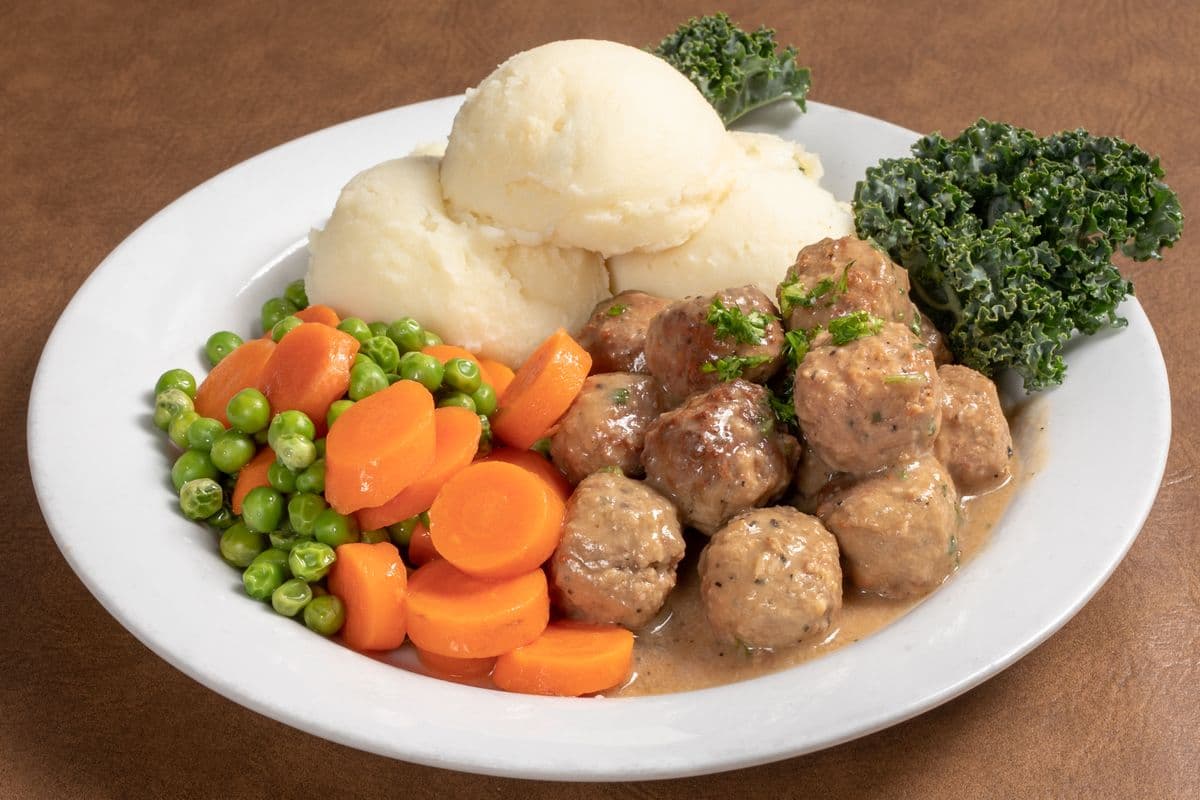 Meatball and Gravy Dinner for One
