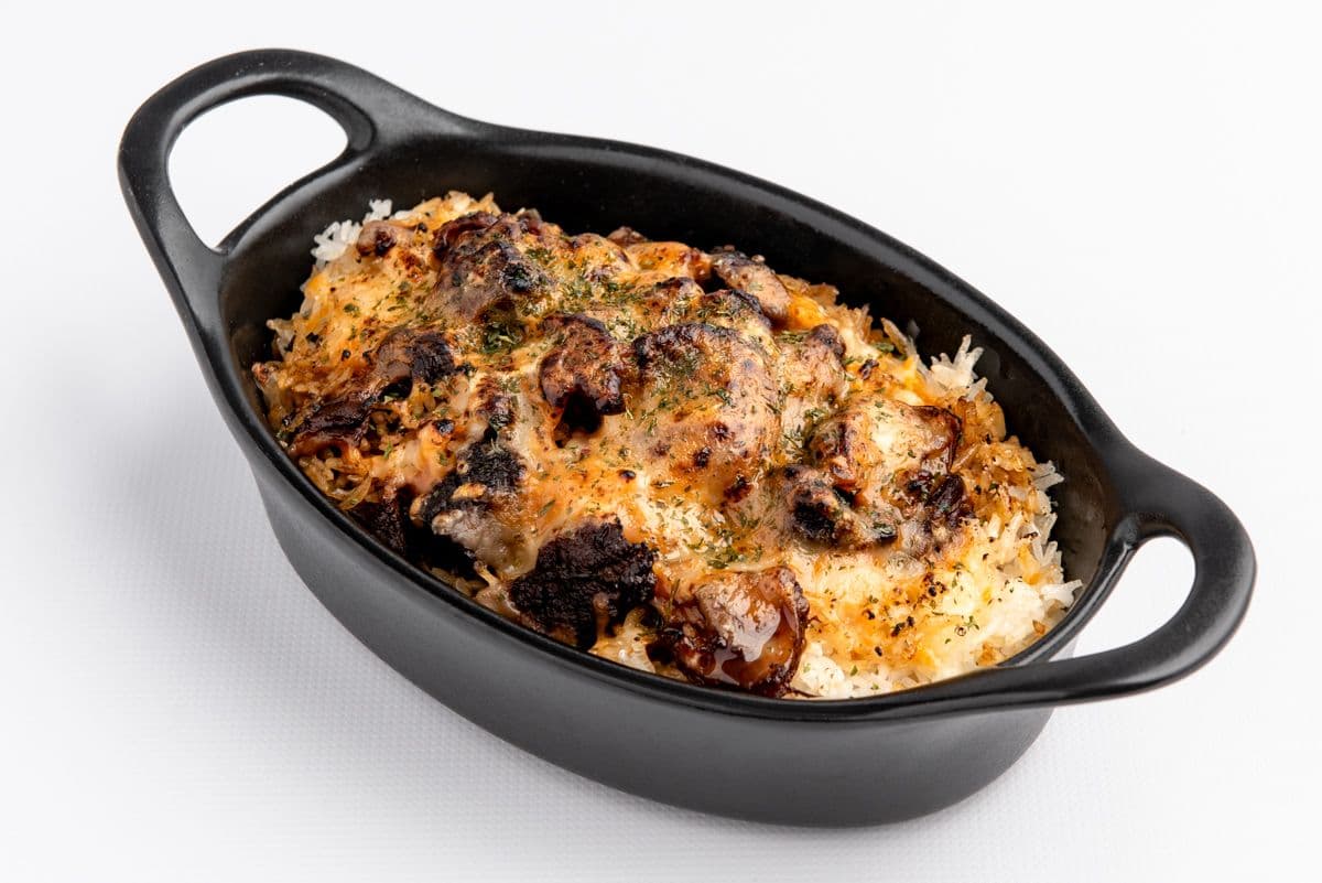 G09. Baked Cheese Beef Brisket on Rice
