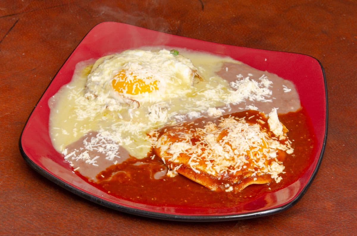 Huevos Divorciados