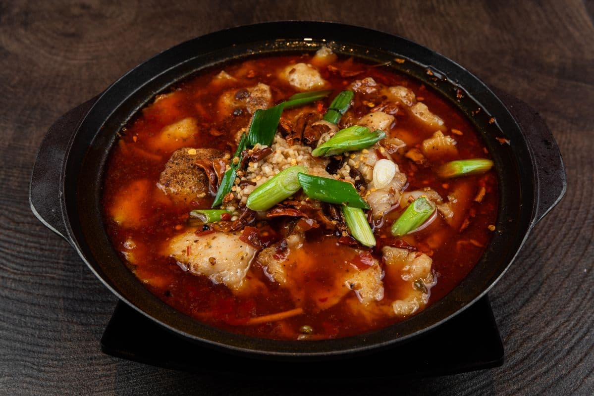 1. Poisson bouilli à la sauce chili piquante / Boiled Fish in Hot Chilli Sauce