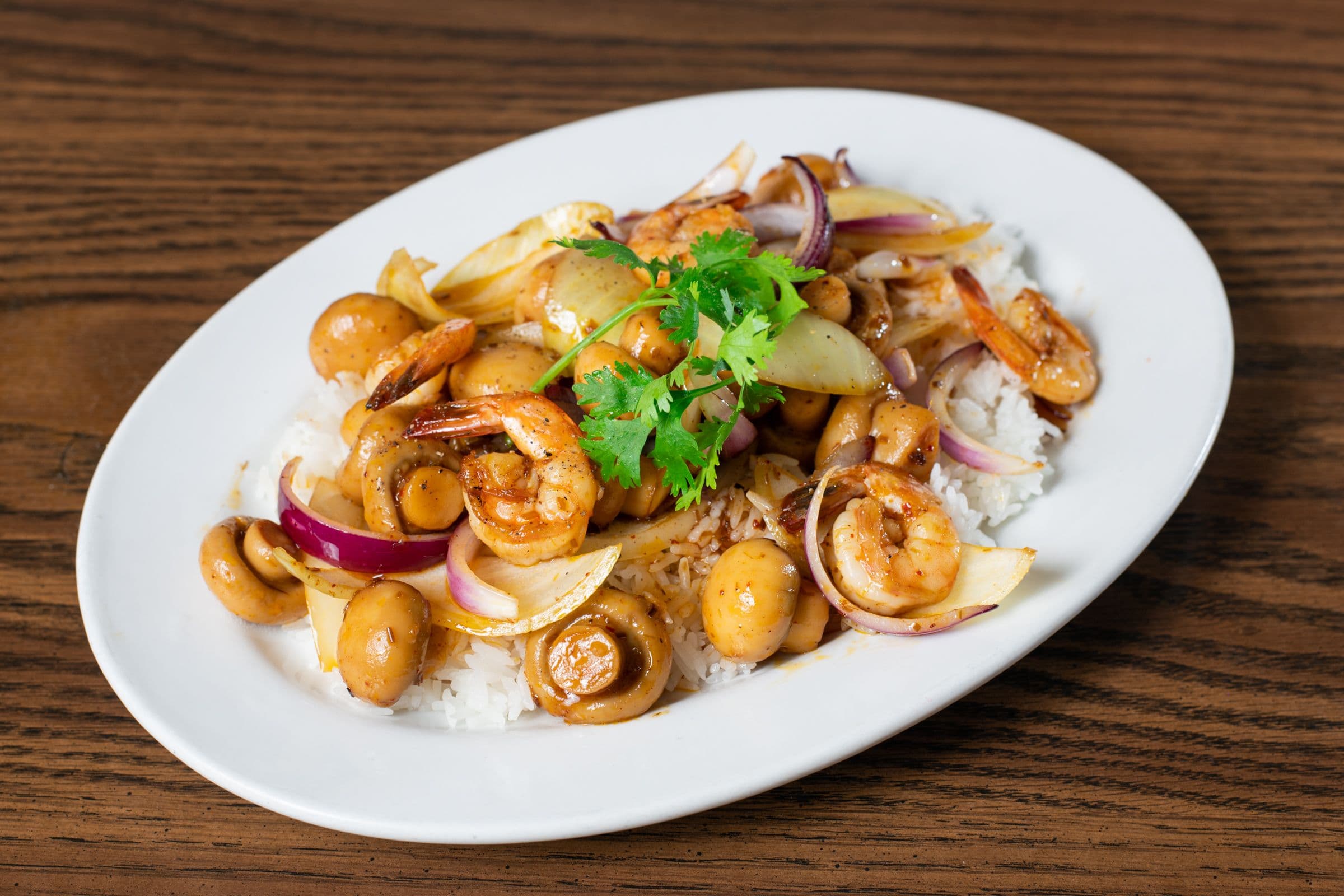 27. Stir-Fried Shrimp and Mushrooms on Rice