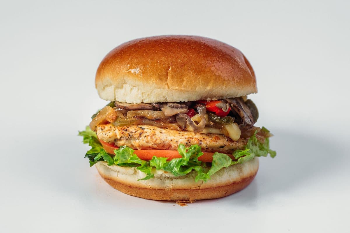 Ozzy's Grilled Chicken Burger