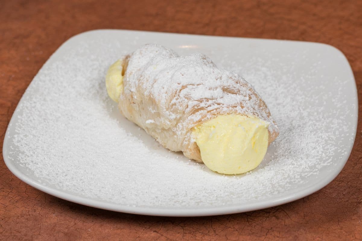 Custard Cannoli