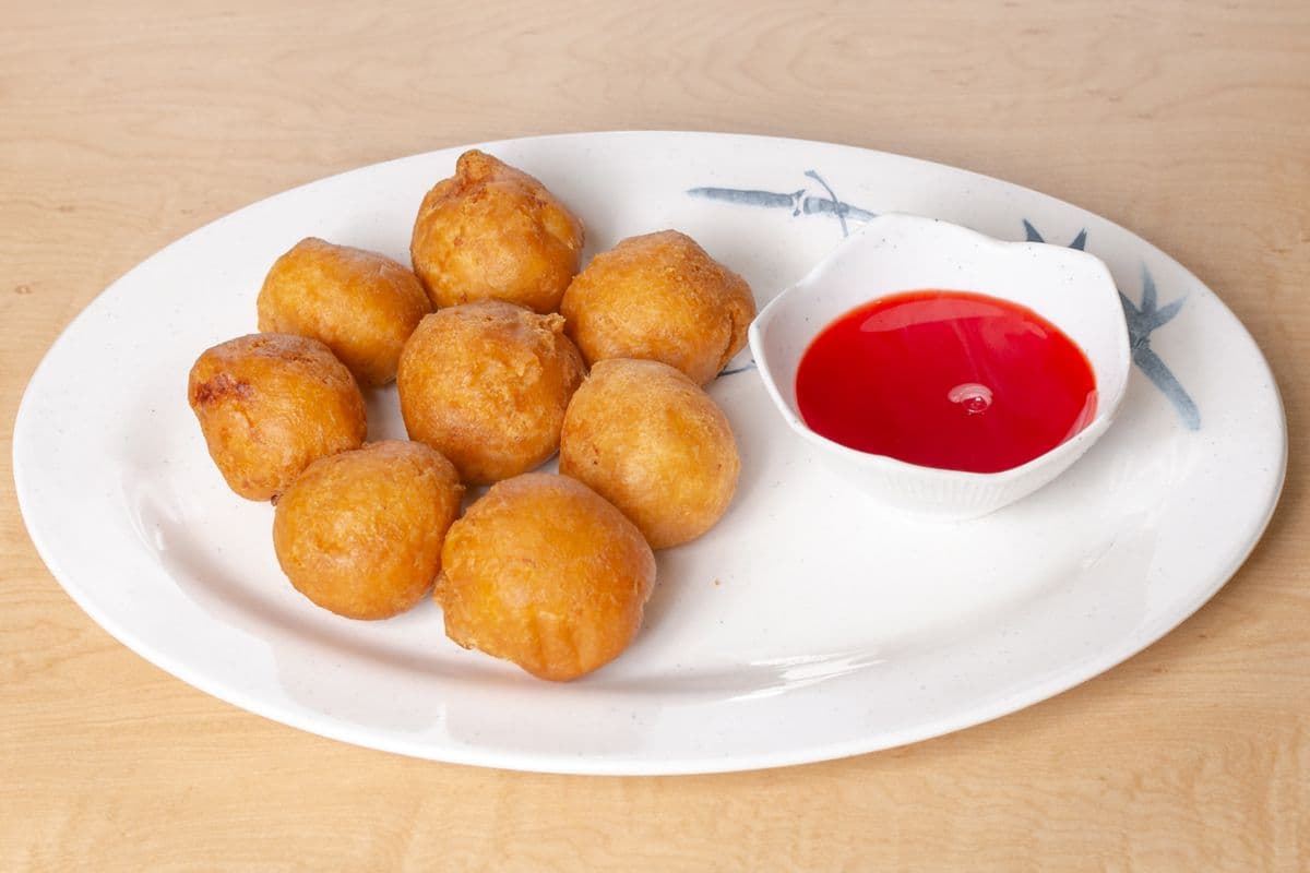6. Fried Chicken Balls (8 pcs)