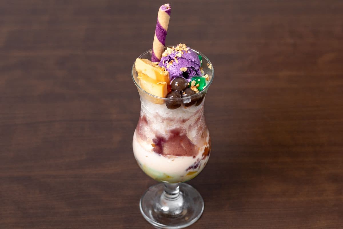 Halo-Halo
