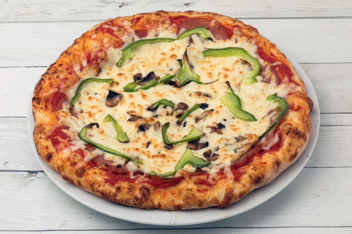 Pizza large 14'' toute garnie / 14" Large All-Dressed Pizza