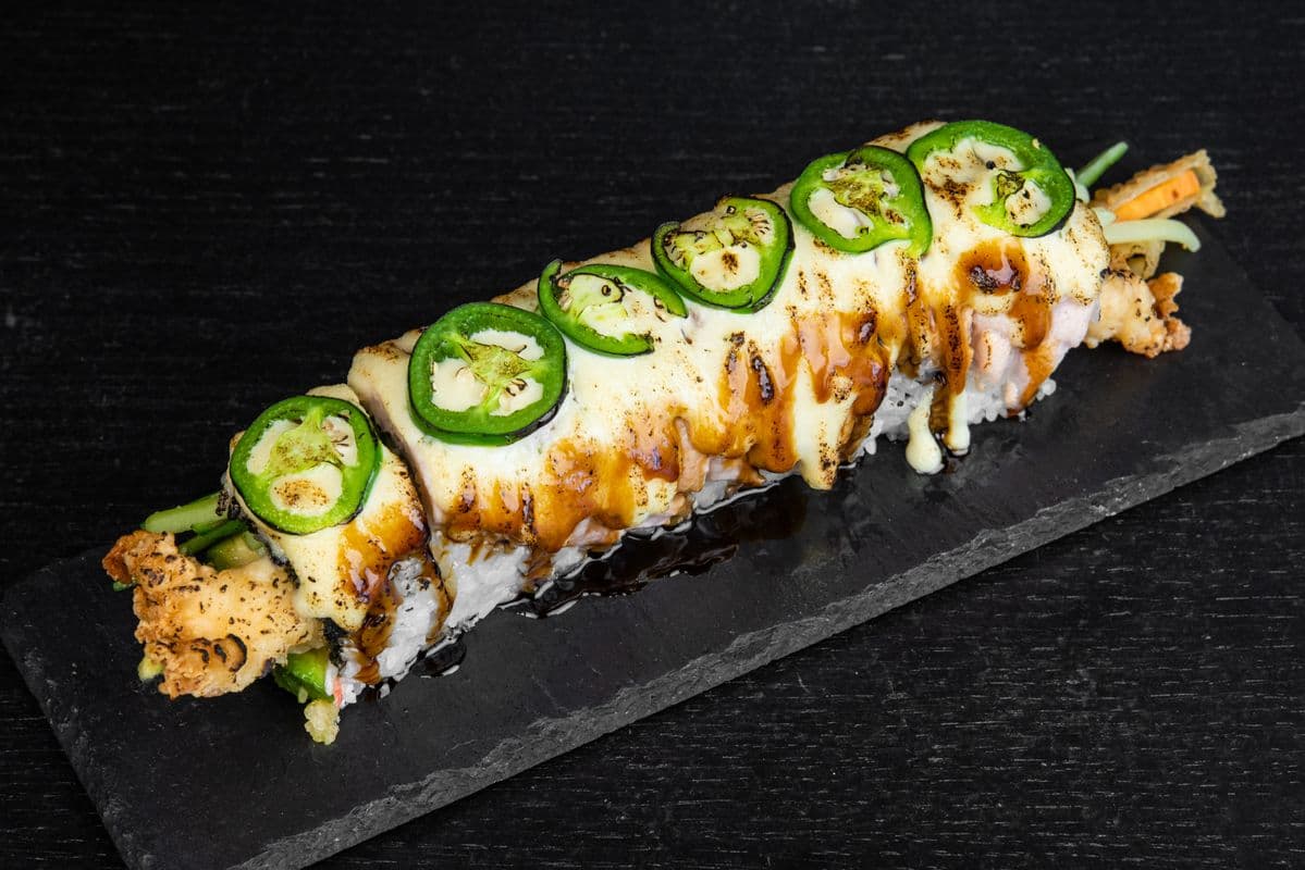 SR11. Miki Lobster Roll (8 pcs)