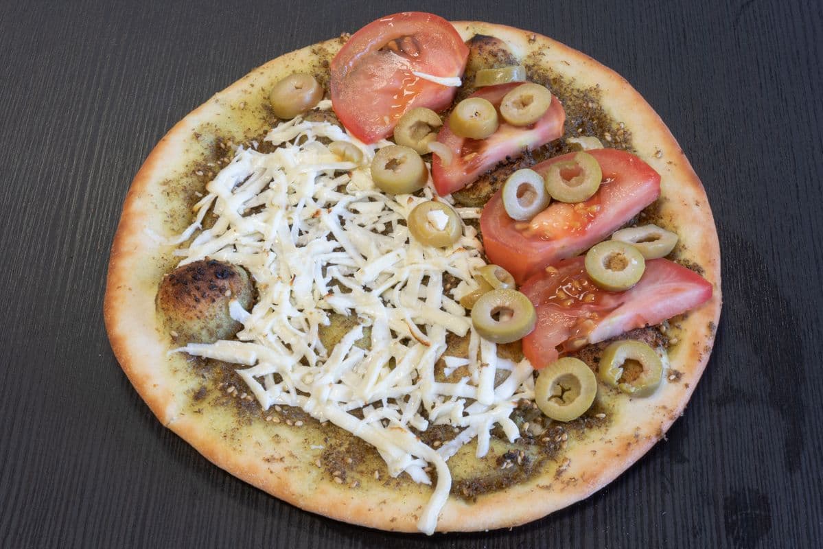 Super Zaatar Pie