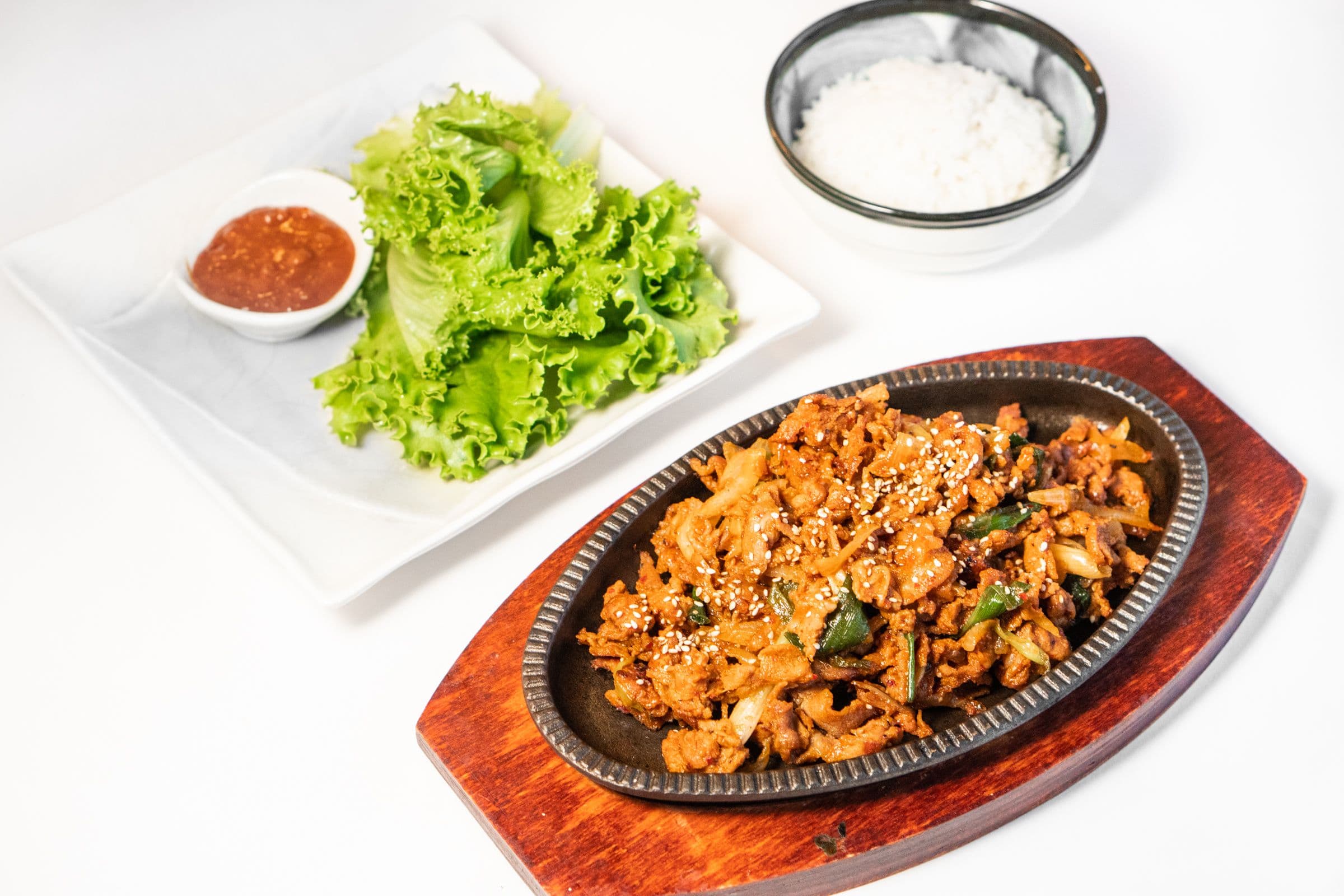 Jeayuck (Stir-fried Spicy Pork)